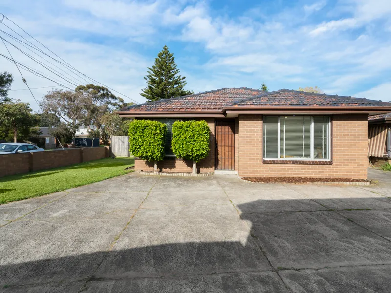 Lovely & Light 2 Bedroom Unit