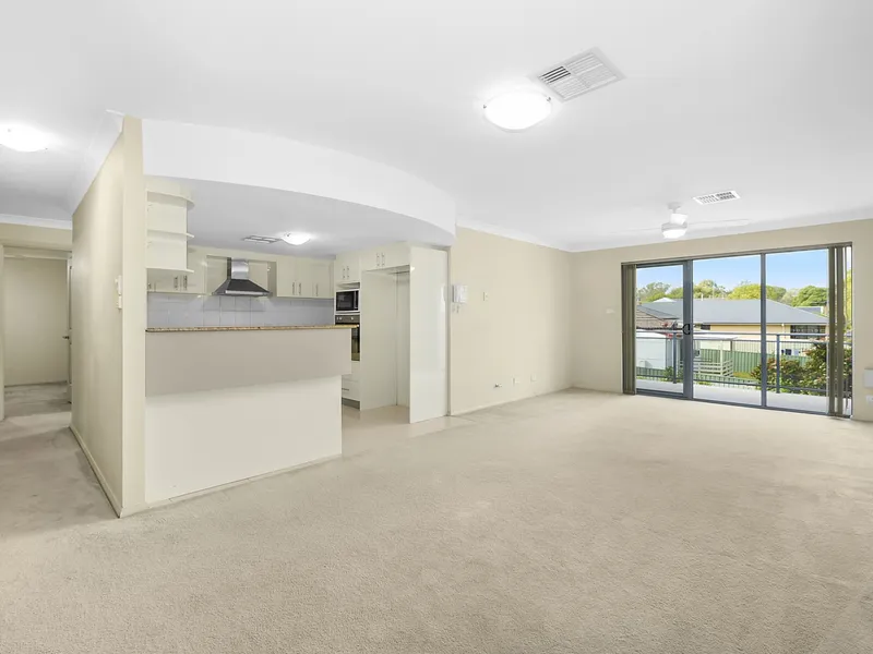 Large Apartment With Ducted Air Con