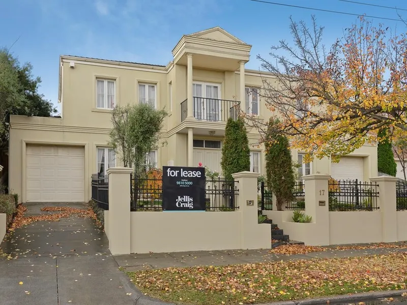 Large Family Home with Study & Tennis Court!