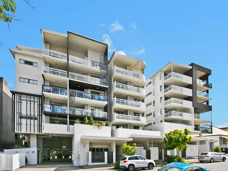 Location & Lifestyle