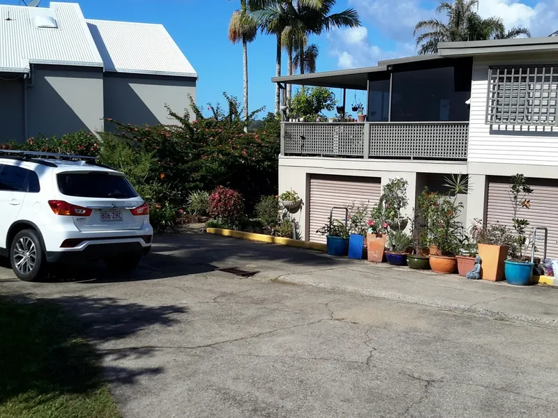 CENTRAL TEWANTIN & ON THE LAKE