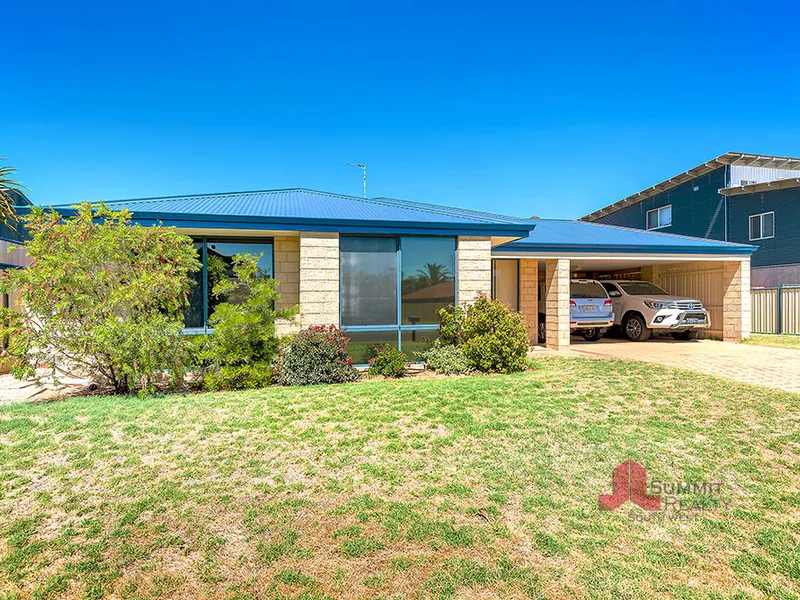 Family Favourite with Side Access