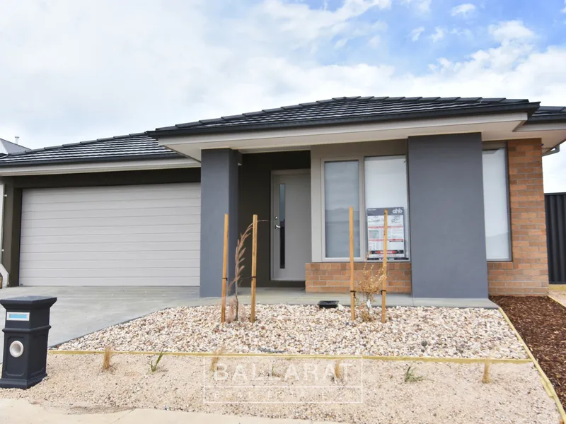 FOUR BEDROOM HOME IN WONDERFUL BONSHAW!