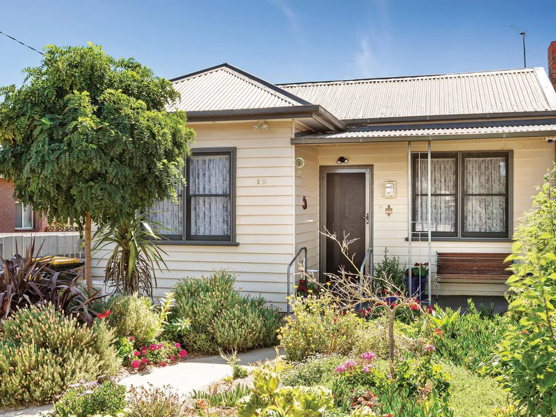 Beautifully updated – 5min to Maryborough Township