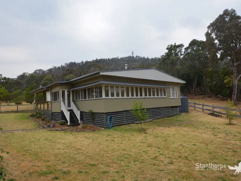 STANTHORPE - BEAUTIFULLY RENOVATED TIMBER RESIDENCE IN CUL-DE-SAC ATTRACTIVE SETTING