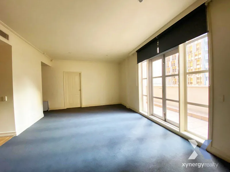 SPACIOUS THREE BEDROOM PROPERTY IN THE HEART OF CBD!