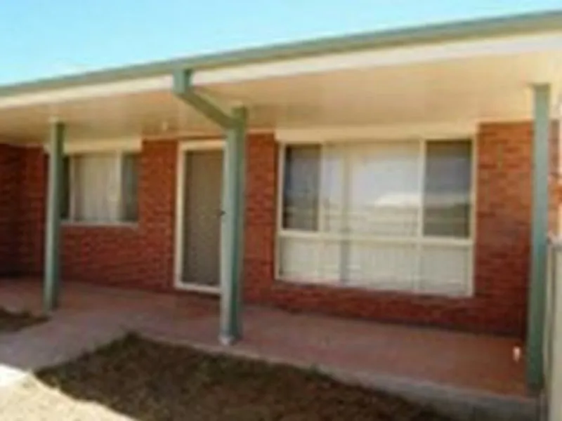 Level Unit in South Kempsey