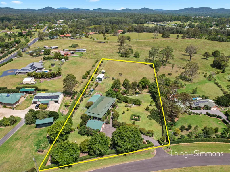 Manicured King Creek Oasis