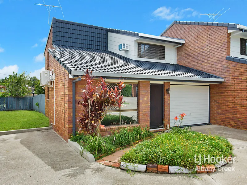 EASY LIVING & CONVENIENT LOCATION! READY-MADE INVESTMENT