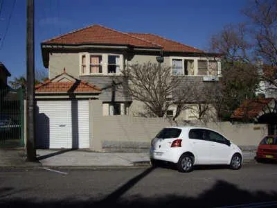 Rooms With And Without Private Bathrooms From $180 - $300 Per Week