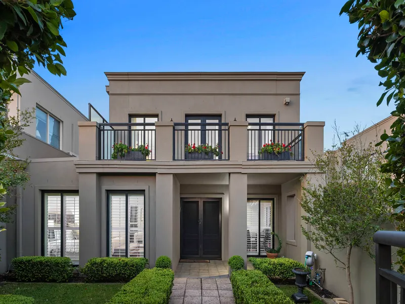 Timeless Elegance By the Bay