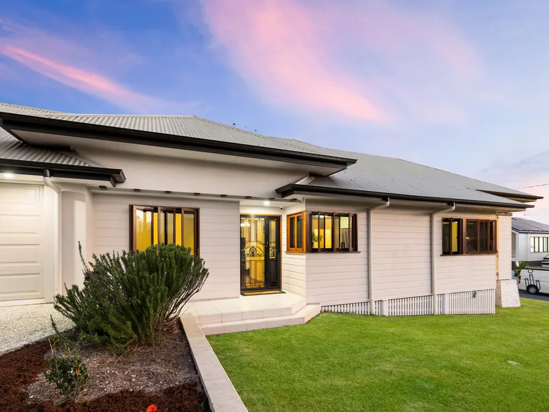 Single-level family home with a swimming pool in coveted Camp Hill