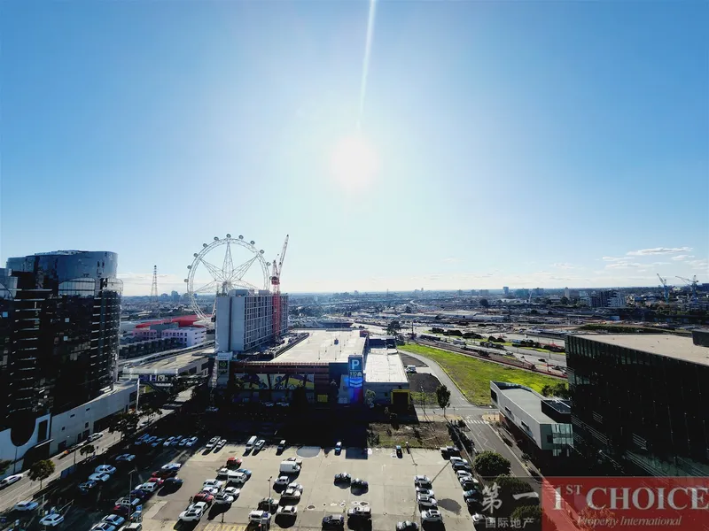 Docklands Elm Stone Conner Block 2B2B1C with stunning views