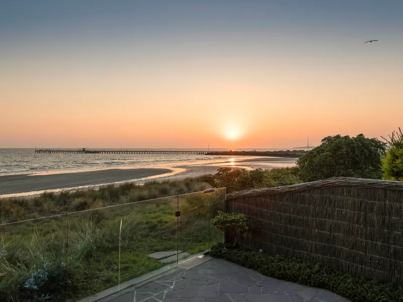 Absolute Beachfront Ground Floor Excellence with Postcard Perfect Bay Views