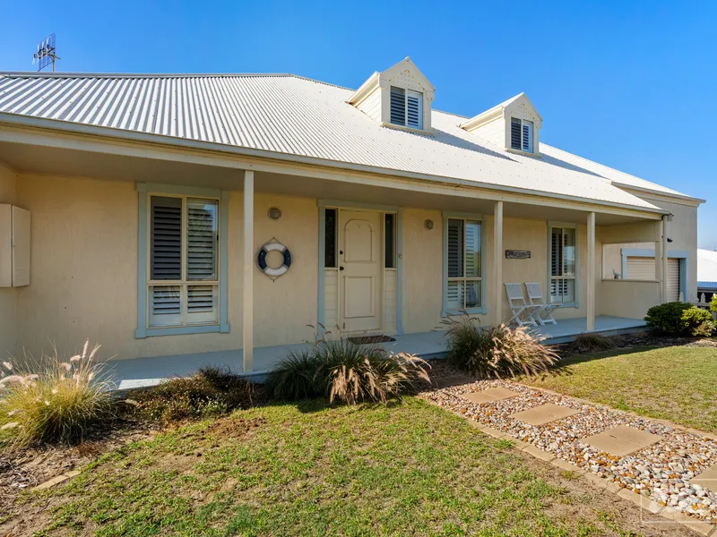 A Touch of The Hamptons