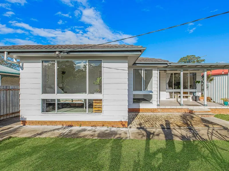 BEAUTIFULLY RENOVATED HOME