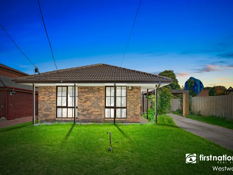 Cute Home in Exclusive Quiet Court