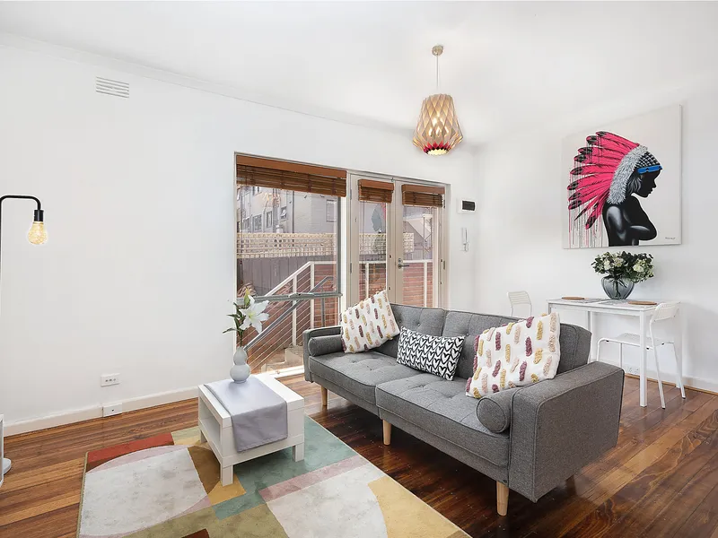 Lifestyle apartment surrounded by amenity
