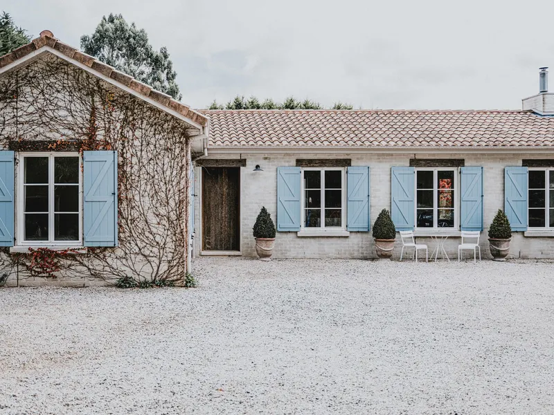 'THE FRENCH HOUSE' - Luxury Country Retreat in the Heart of Trentham