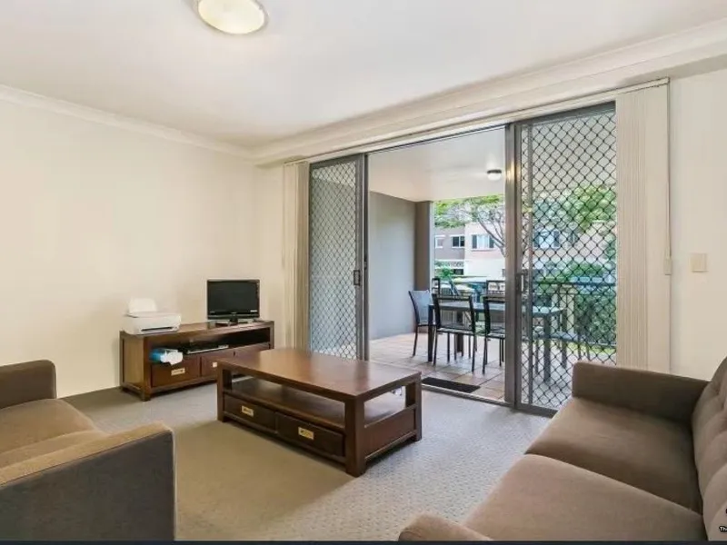 Two bedroom furnished apartment in UQ campus entrance