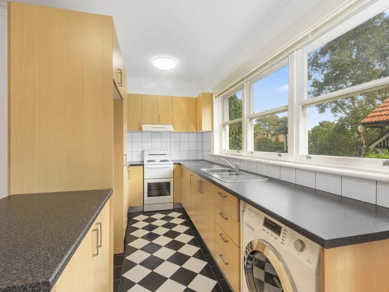 Spacious, Natural Light, Great Location