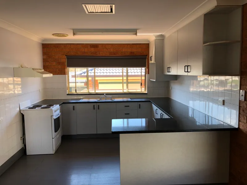 Comfortable 2 Bedroom Unit