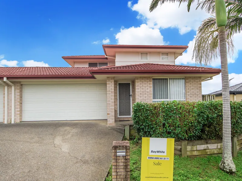 ELEVATED HUGE TWO STOREY HOME WITH VIEWS - WALK TO SHOPS AND SCHOOLS