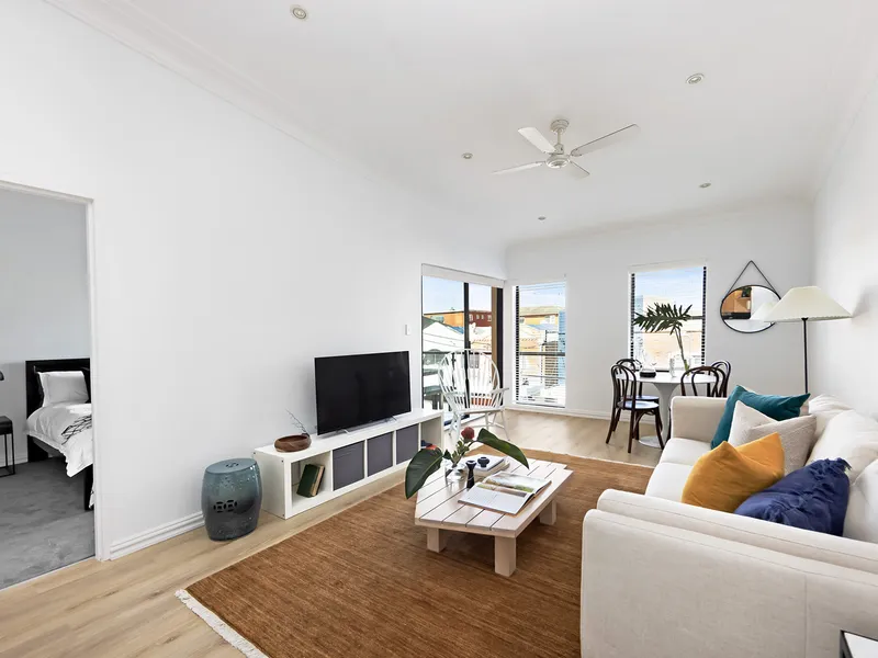 Beachside Living And Village Convenience, Live Local And Shop Local In The Heart Of Bronte