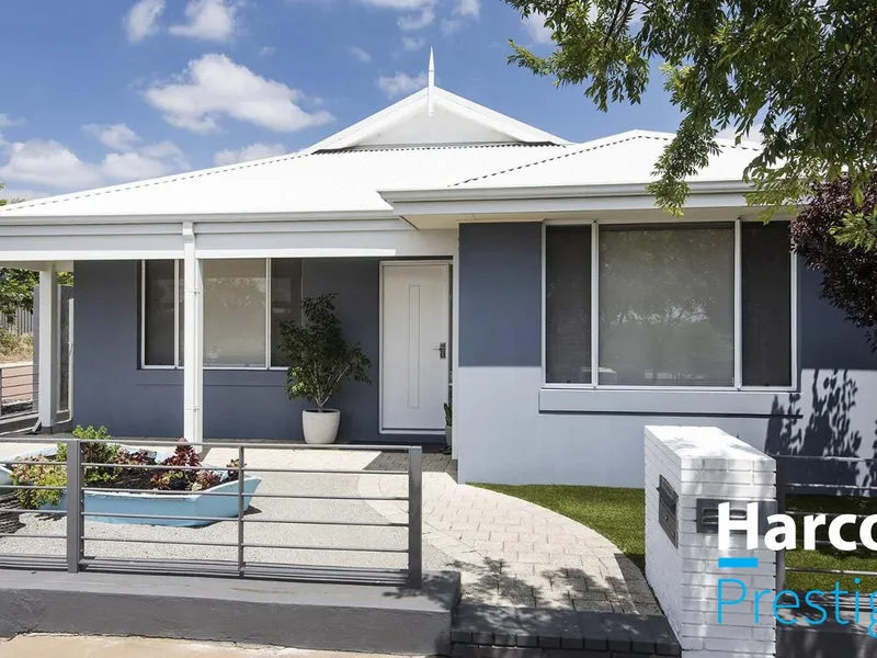 Charming and Modern 3x2 With Study and Home Theatre, Opposite Parkland!