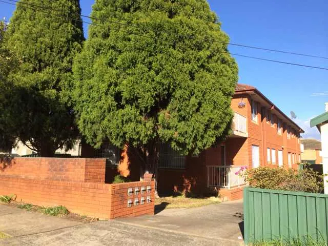 Sweet Home in Lakemba. Close to Station and Shops