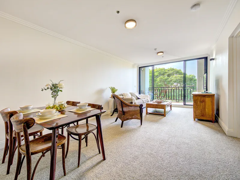Boasting luxurious living in a sought after lifestyle location