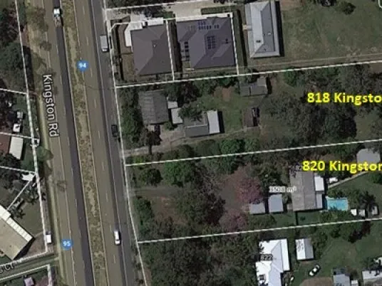 FULL DEVELOPMENT OPPORTUNITY- FREE LOTS/TOWN HOUSES
