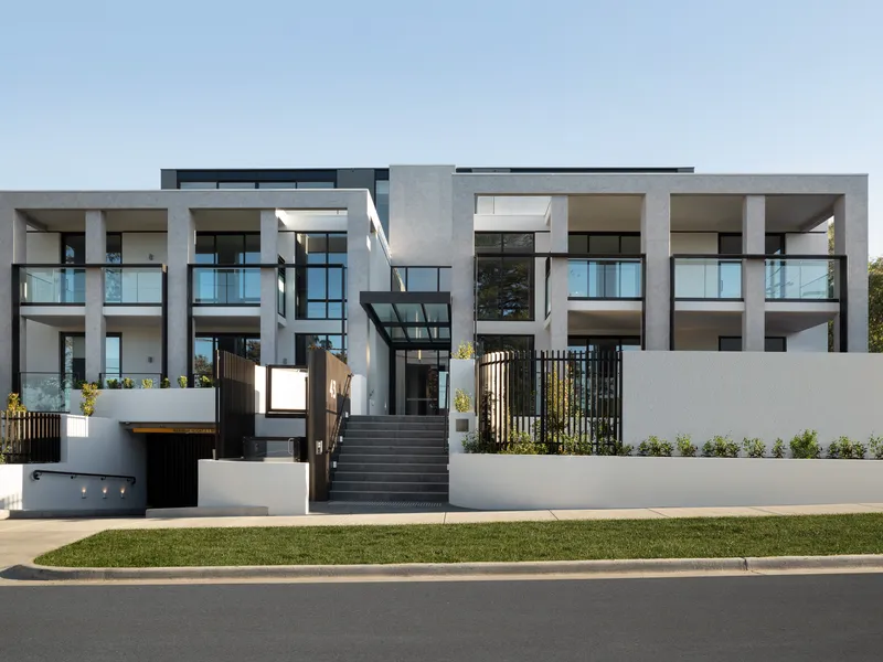 Come and inspect our first completed apartment