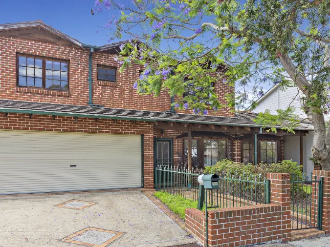 Massive & Impressive Freestanding Townhouse