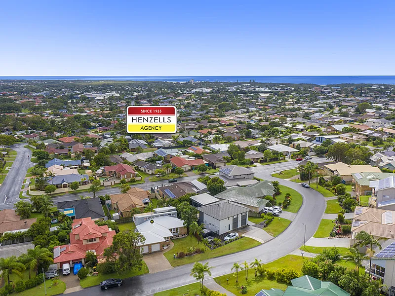 DUAL LIVING WITH VIEWS - AROONA