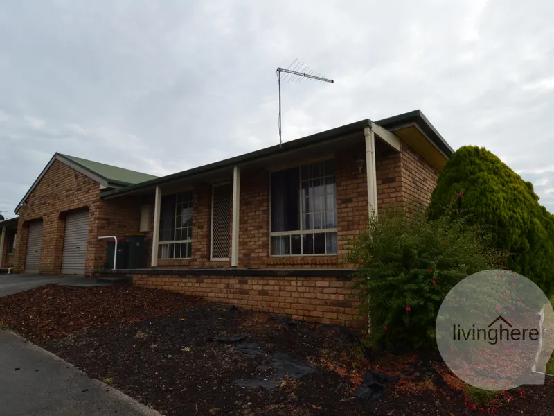 It's easy, Living Here