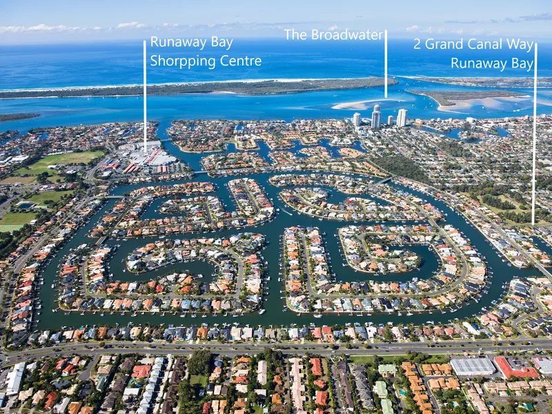 Spacious Family Home- New paint, Air-conditioning and free WIFI