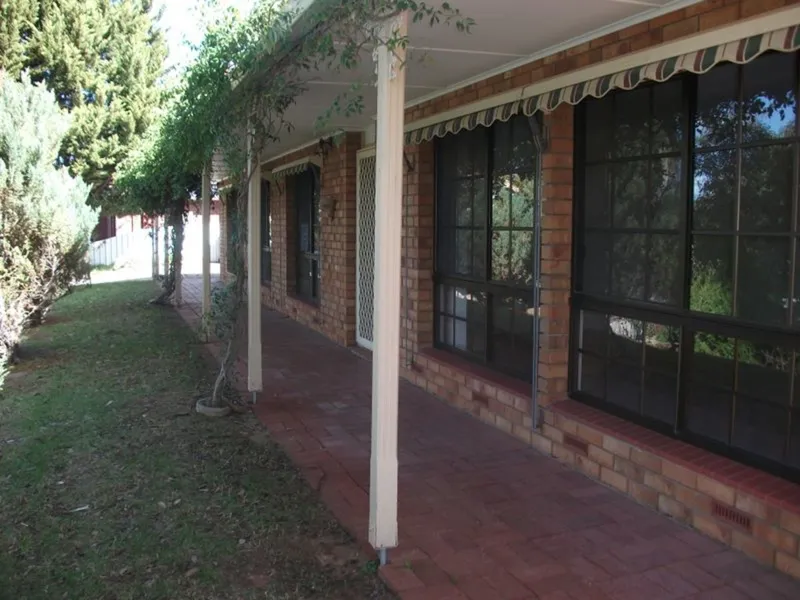 SPACIOUS HOME IN GREAT LOCATION