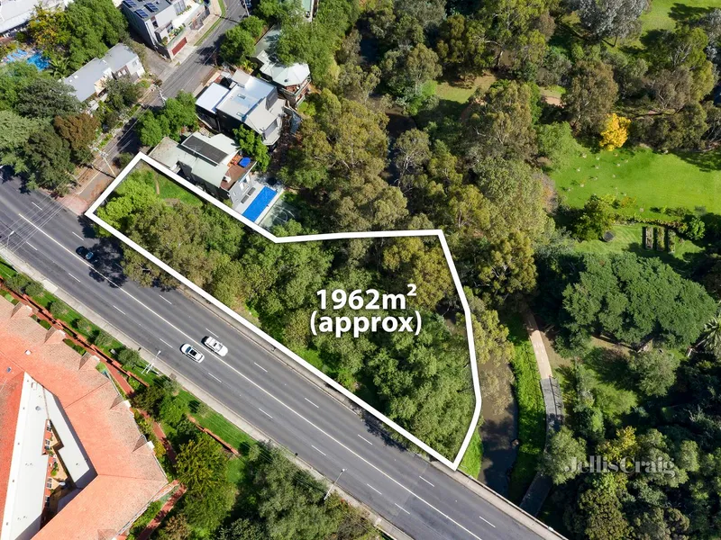 New Home Site. Darebin Creek Frontage