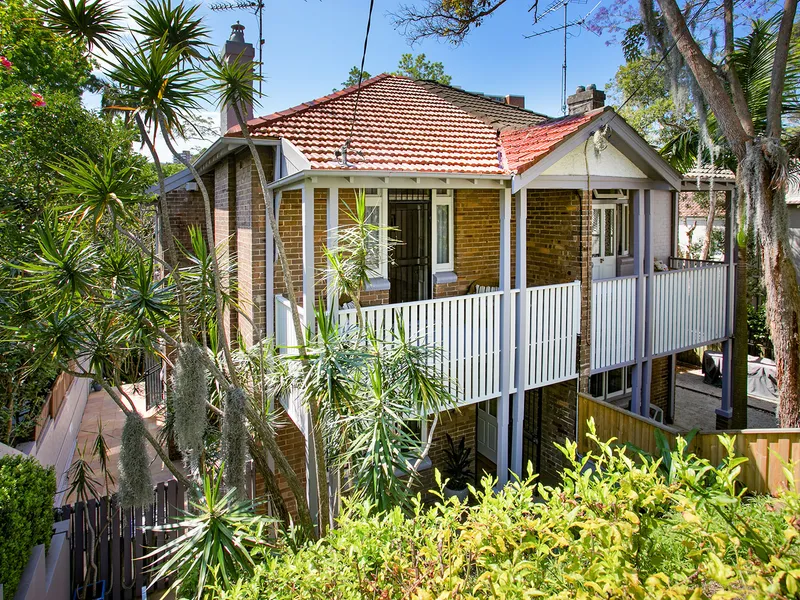 Sunny Garden Paradise, 700 Metres To Bronte Beach - Pet Friendly & Within Bronte Public School Catchment