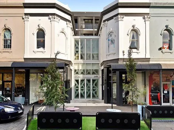 Residence for a Film Star!
