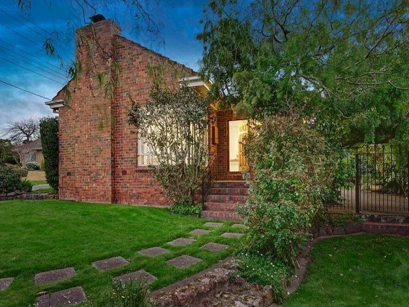 Exemplary Family pleasures in Balwyn High Zone