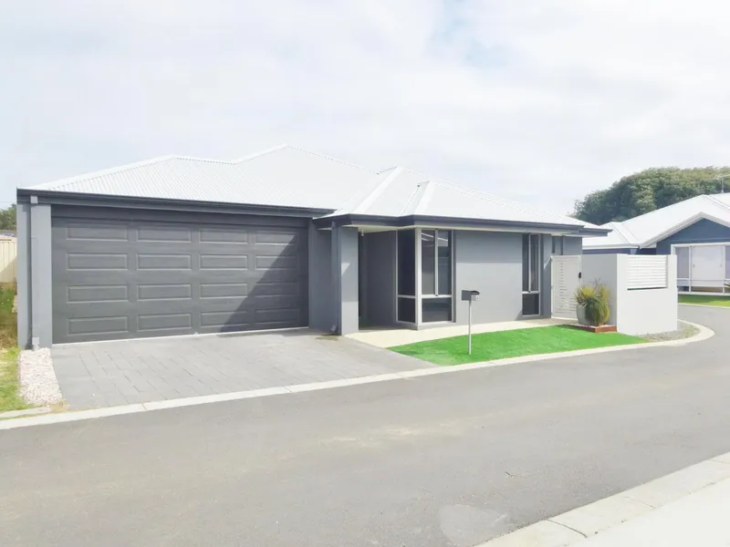 Modern / Stylish / Centrally Located