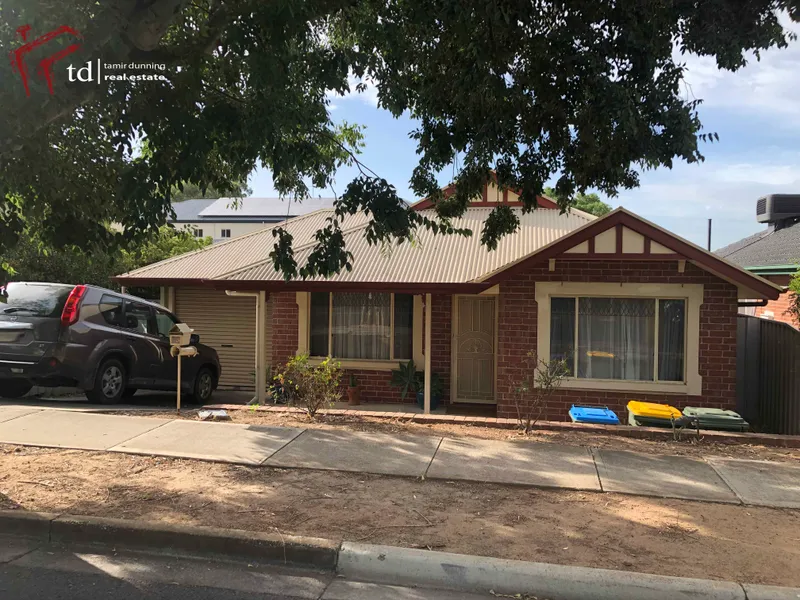 Modern and low maintenance 3 bedroom home.