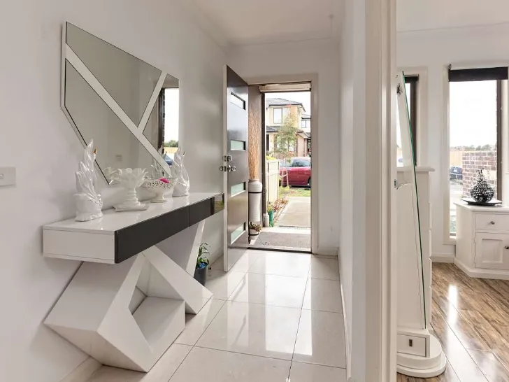 Near New 3 Bedroom Townhouse