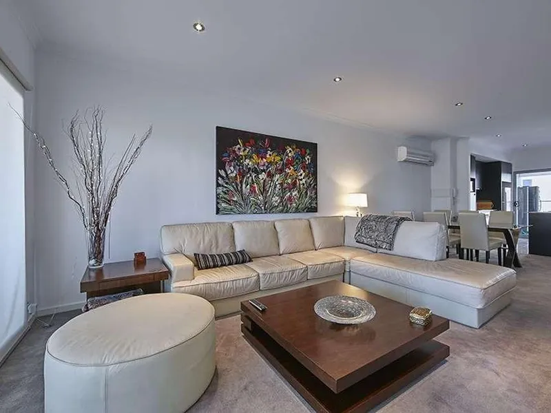 Waterfront 3 Bed x 2 Bath Apartment - Furnished