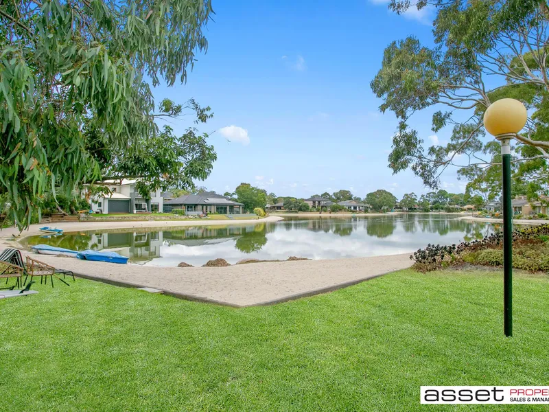 Amazing Lakeside Retirement Lifestyle