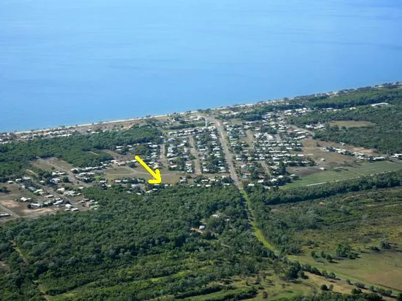 LEVEL CORNER ALLOTMENT