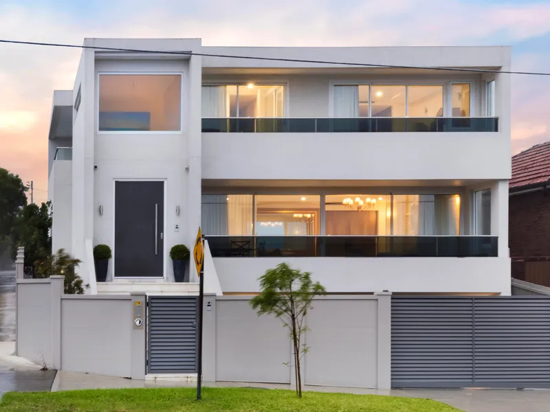 High-end luxury fronting the Bay Run