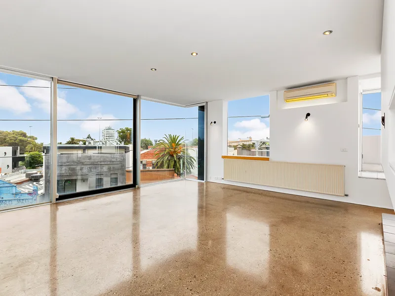 Ultra Modern Apartment with Amazing Views